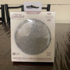 5W Wireless Charging Pad,Silver,New